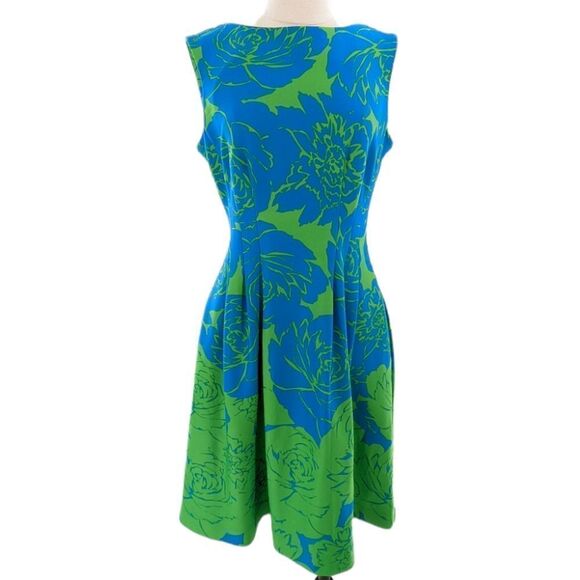 Taylor dress size 10  - Picture 1 of 14